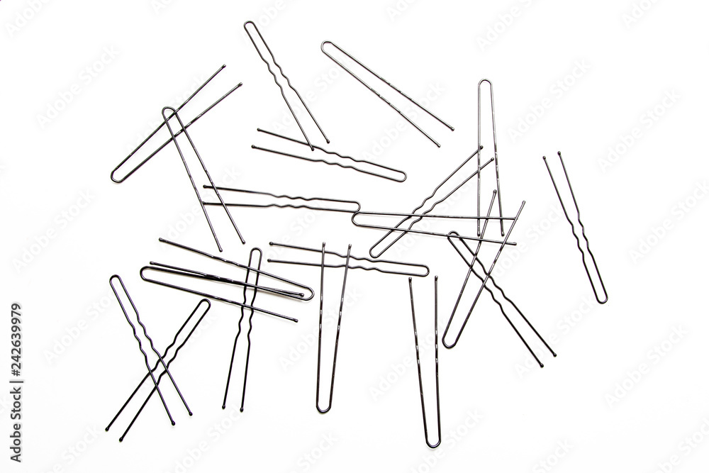 Pins invisible on a white background Pins invisible on a white background