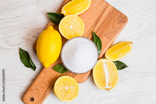 Citric acid powder photo