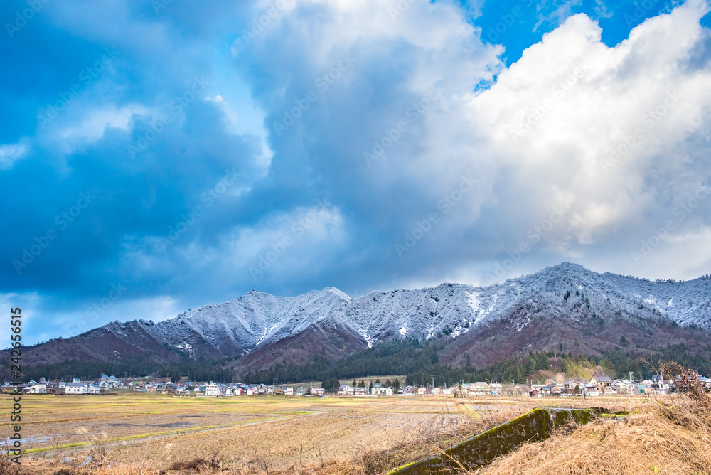 Fototapeta premium 越後 冬のはじまり