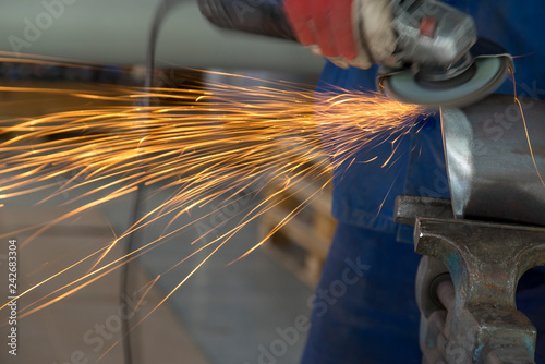 grinder at work photo