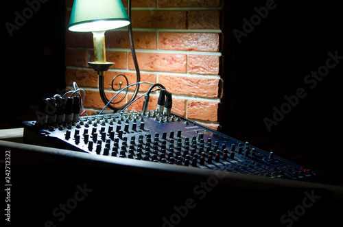 sound control console