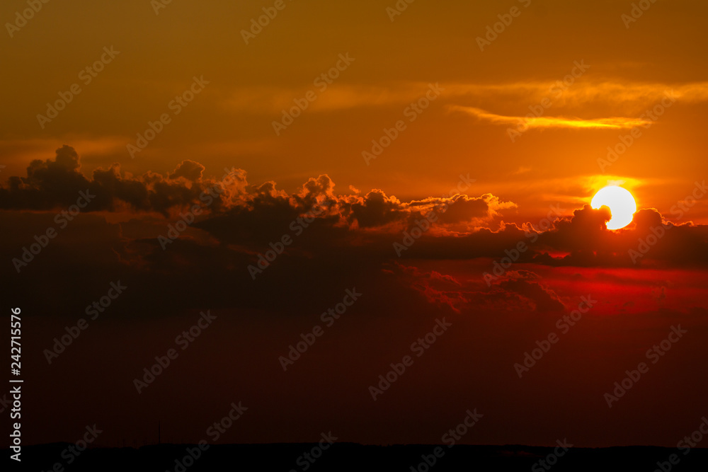 Obraz premium Red orange sunset