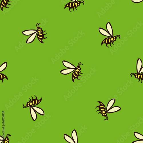 Seamless Pattern with Flying Bees © deepfuze