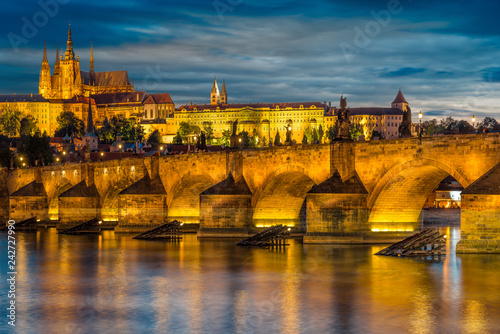 Amazing views of the Prague Castle and the Charles bridge over the Vltava