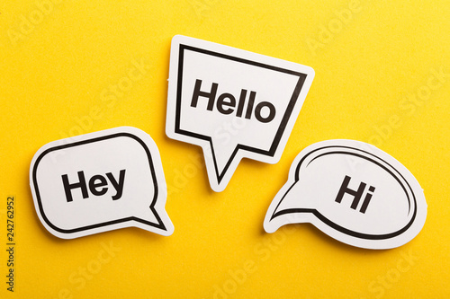 Фотография Hello Speech Bubble Isolated On Yellow Background