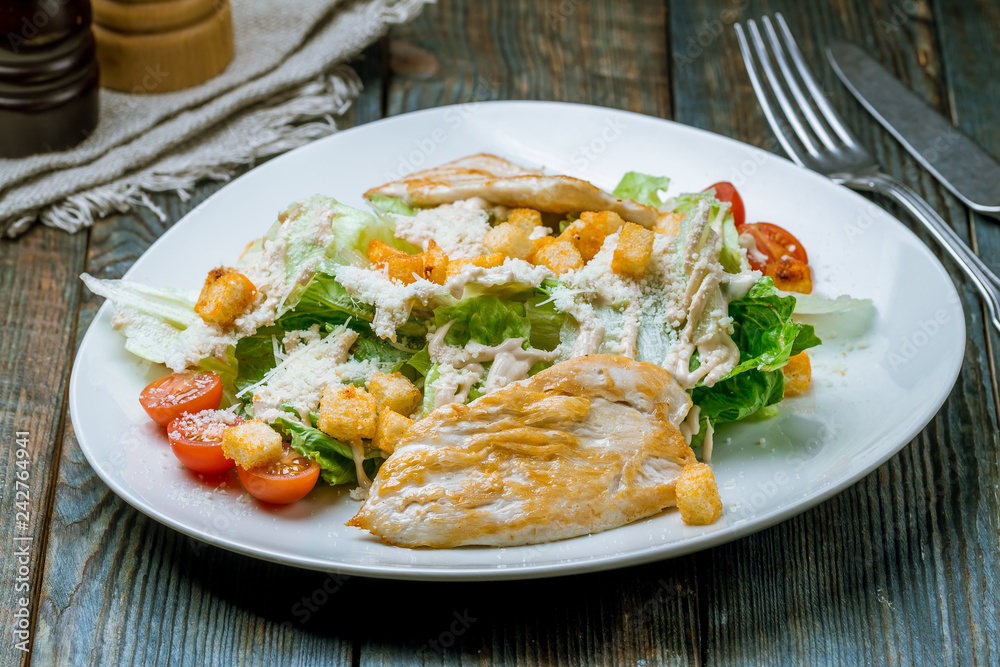 Salad caesar with chicken Salad caesar with chicken
