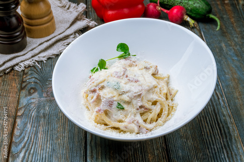 Spaghetti Carbonara with bacon