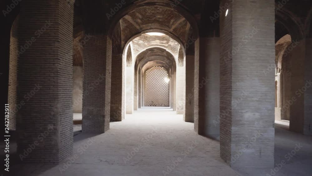 Old columns and arches inside Jameh Mosque of Isfahan, Iran Old columns and arches inside Jameh Mosque of Isfahan, Iran