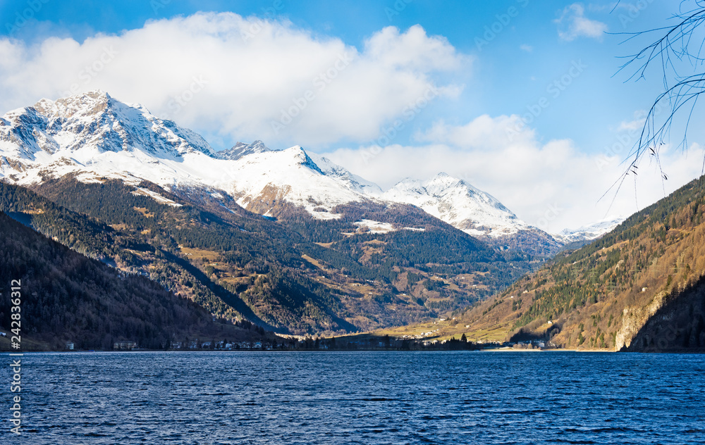 Lago di Montagna