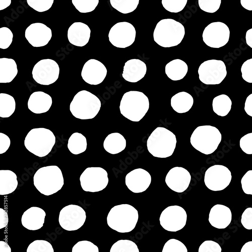 Circles seamless pattern. Retro hand drawn circles ornament. Polka dot pattern.