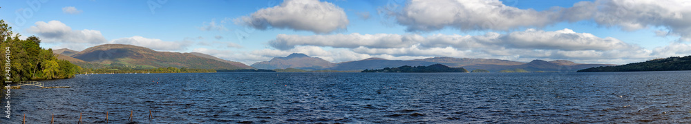 Fototapeta premium Ultra wide panorama of Loch Lomond, Scotland