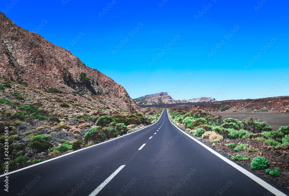 road to vulcano