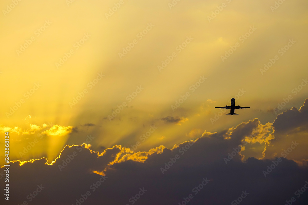 Obraz Piękny zachód słońca na lotnisku cywilnym