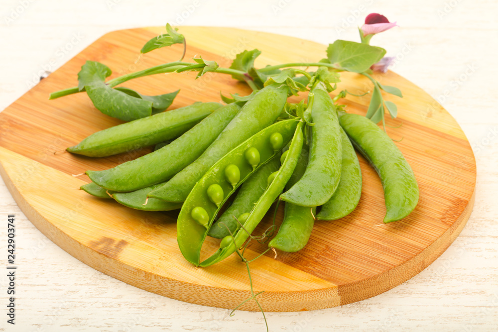 Ripe green peas Ripe green peas