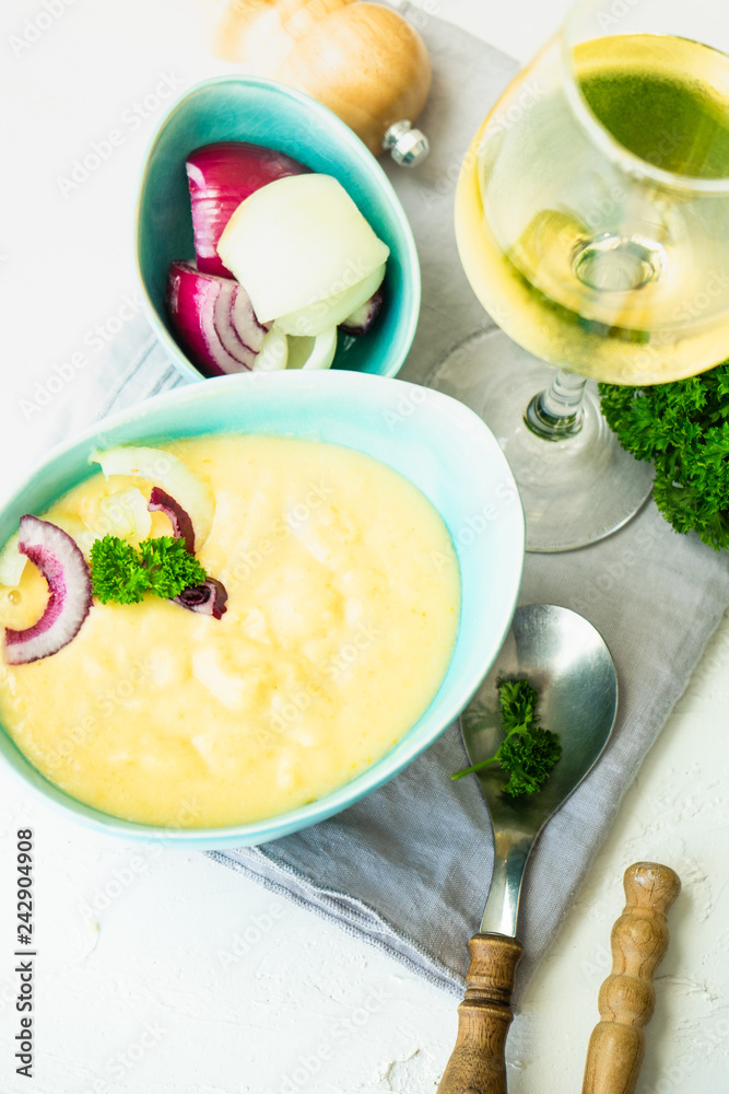 French onion cream soup French onion cream soup