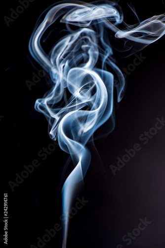 Fototapeta Naklejka Na Ścianę i Meble -  white smoke on black background