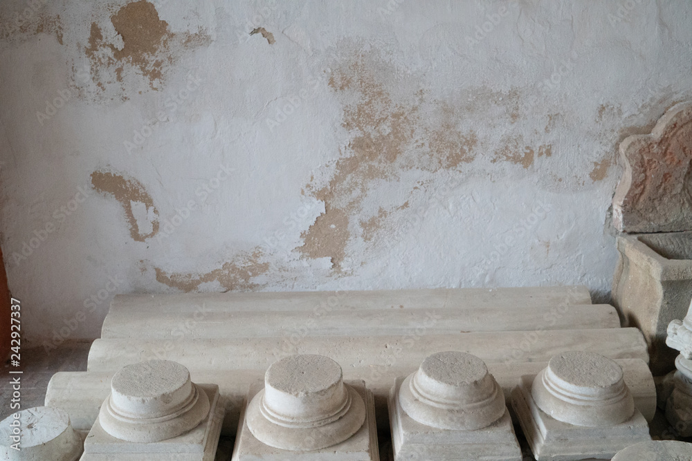 broken clay pillar base