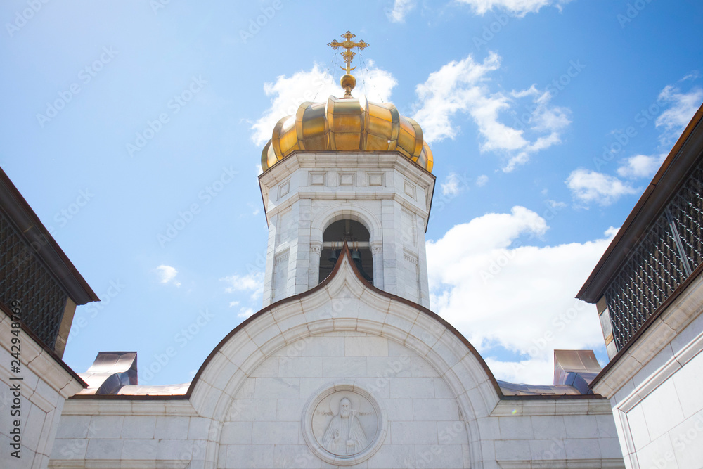 Golden domes of the Orthodox Christian Cathedral of Christ the Savior in Moscow