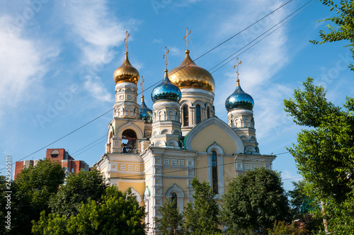 Billede på lærred Russia, Vladivostok, July 2018: Cathedral of Intercession of  Holy Virgin