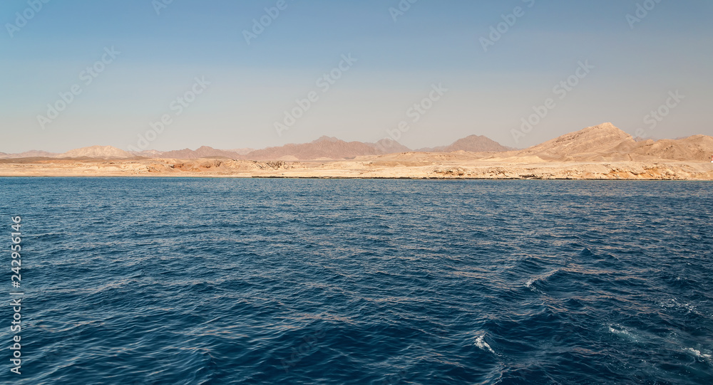 Fototapeta premium Sinai mountains and picturesque landscapes of the red sea in Egypt. Boat trip on the red sea