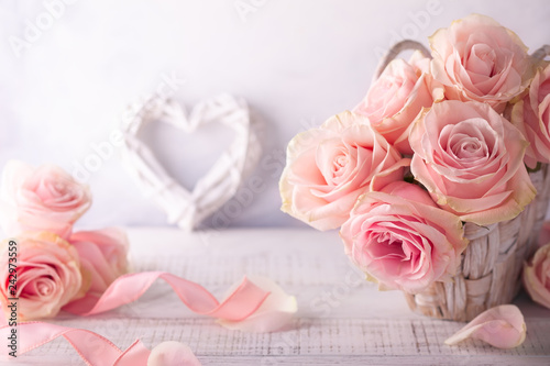 Fototapeta Naklejka Na Ścianę i Meble -  Beautiful pink roses