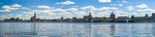 Skyline Rostock mit Warnow