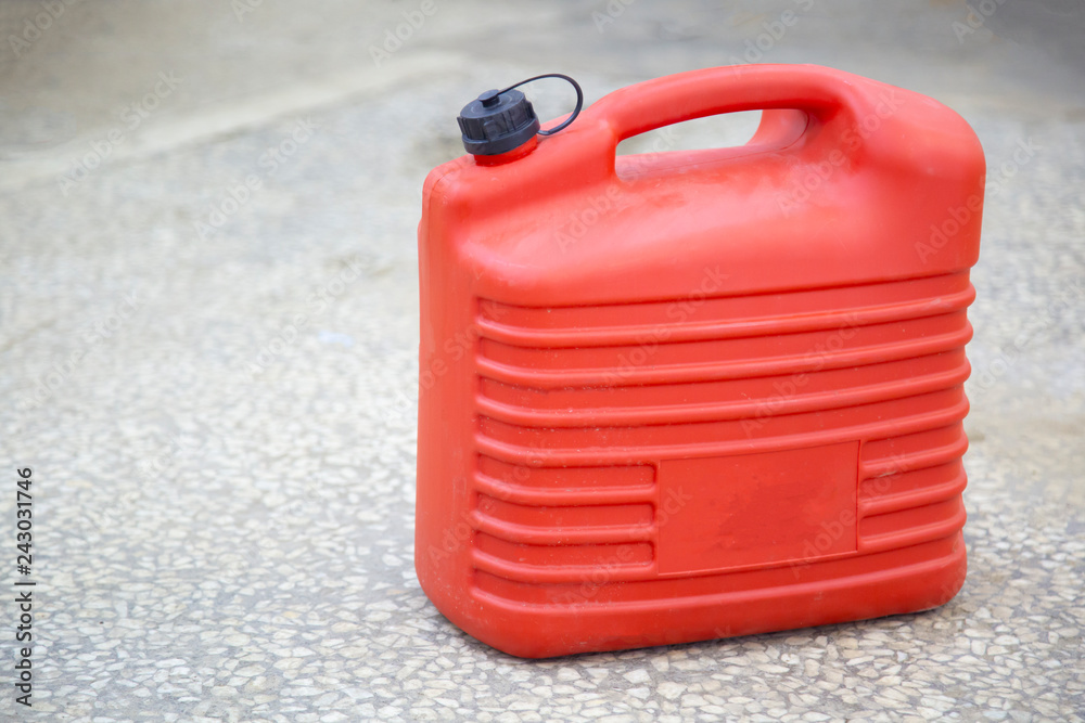 Fototapeta premium plastic red fuel canister