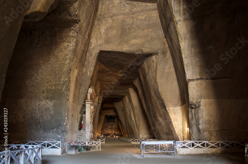 Fotografía Fontanelle cemetery caves in Naples