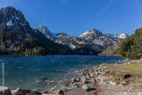 Lago de San Mauricio, parque nacional de aigües tortes i estany de sant maurici