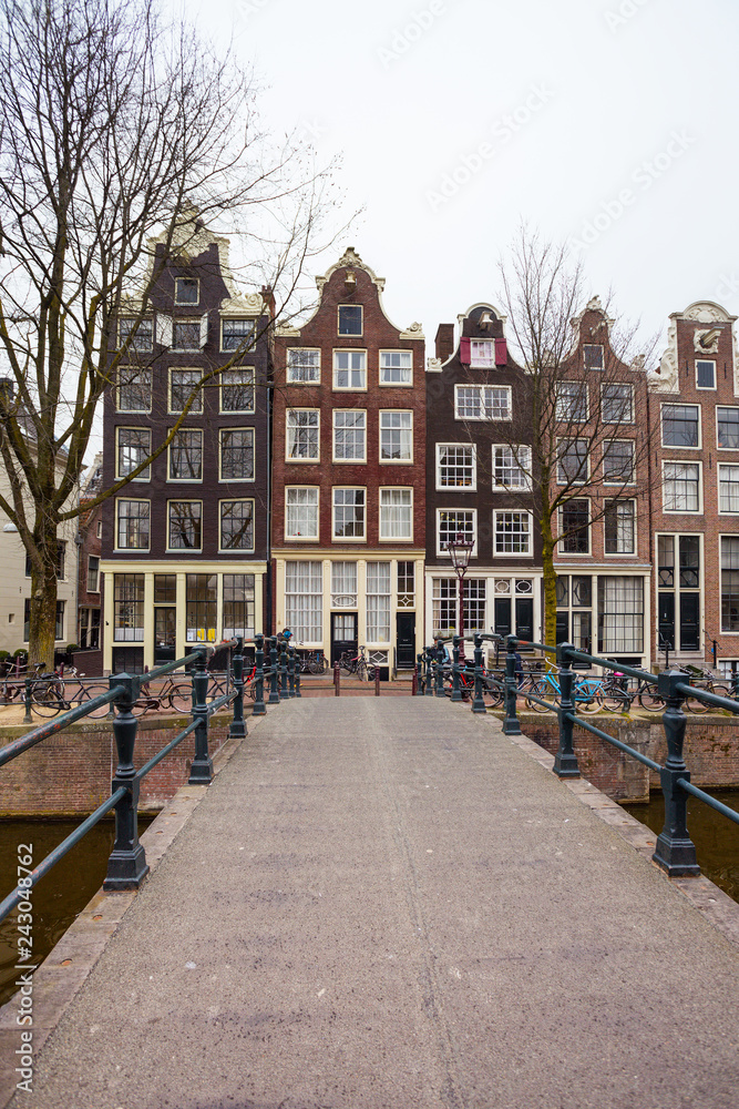 Fototapeta premium piękne ulice w amsterdamie