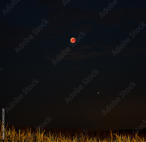 Mondfinsternis mit Mars