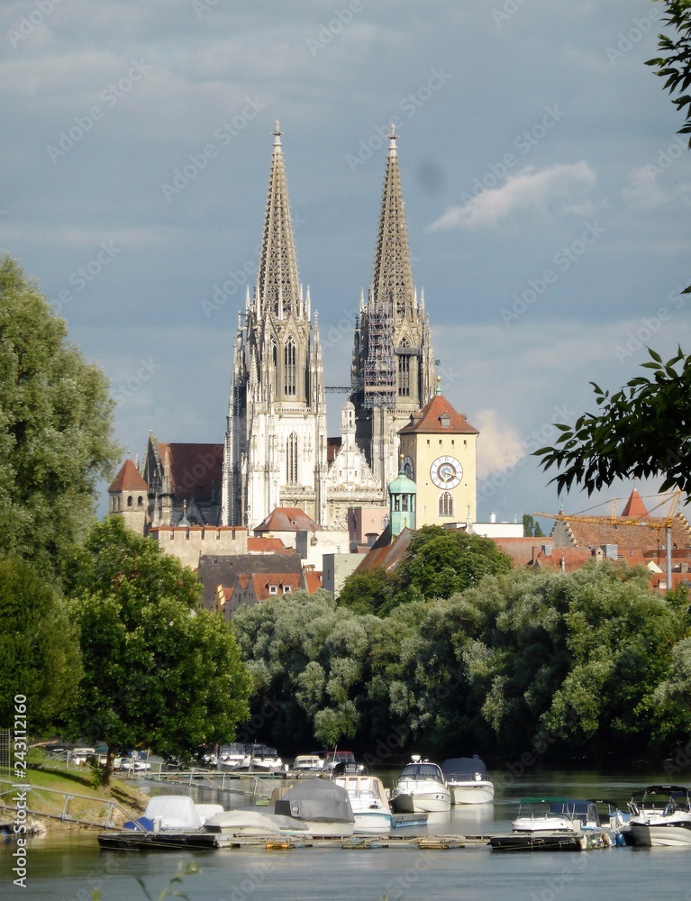 Dom und Donau von Regensburg