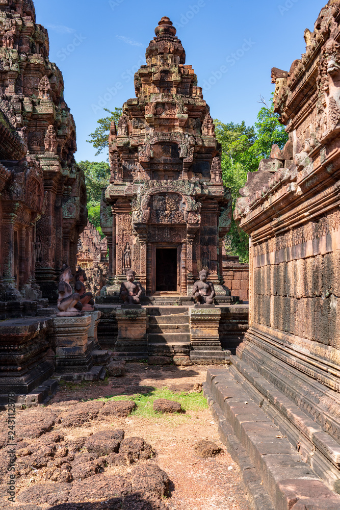 Dvarapalas at Banteay Srei, Angkor, Cambodia Dvarapalas at Banteay Srei, Angkor, Cambodia