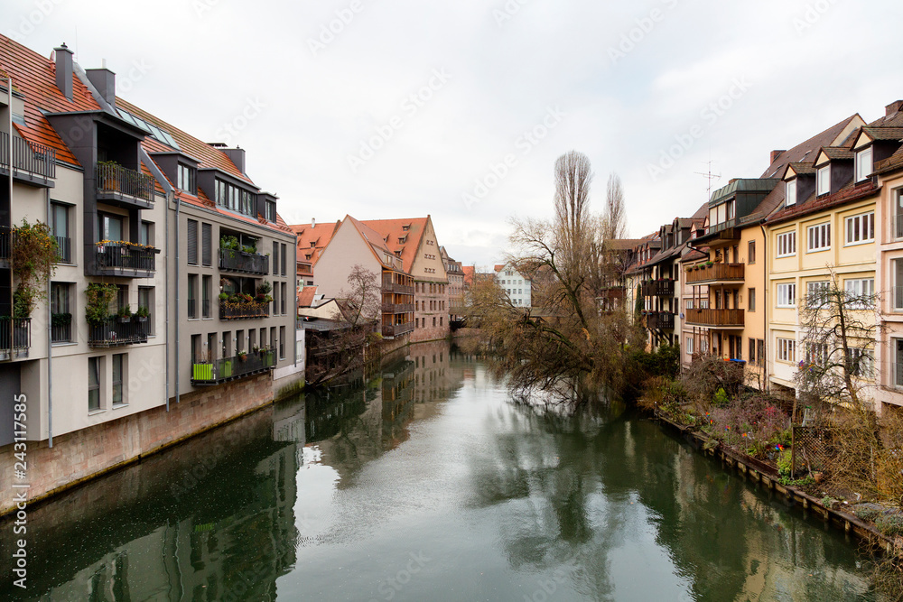 Obraz premium Germany, riverside of Pegnitz river in Nuremberg town