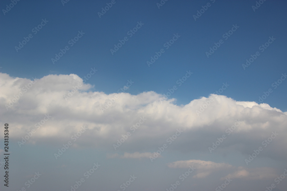 Fototapeta premium Oh!Cloud created by H.Y_ moving FUNNY cloud blue sky.オークラウド, 日本,美,