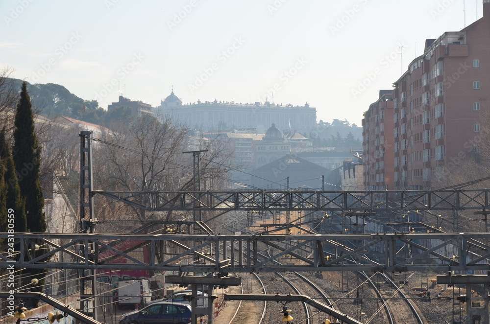 Fototapeta premium Royal Palace from the railway