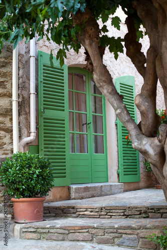 green door 