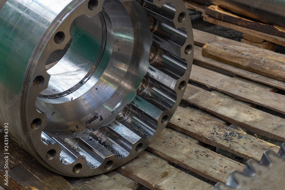 Part of the gear wheel with internal splines after fabrication Part of the gear wheel with internal splines after fabrication
