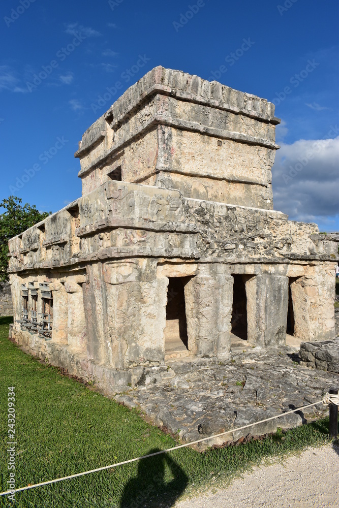 Zona Arqueologica de Tulum Zona Arqueologica de Tulum