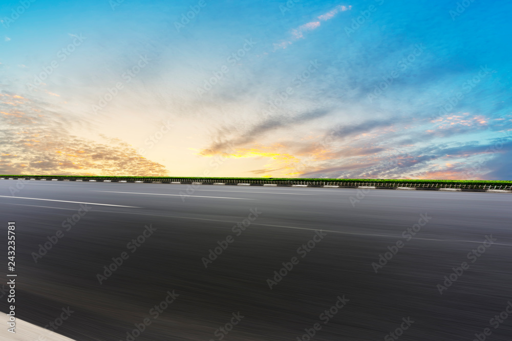 Naklejka premium Sky Highway Asphalt Road and beautiful sky sunset scenery