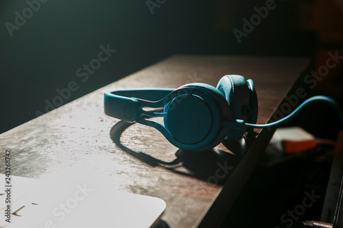 Fotografie Headphones on table