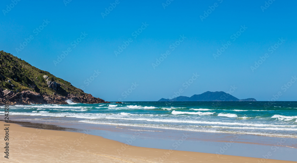 Paisagem com praia