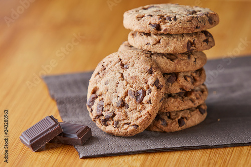 Biscotti con gocce di Cioccolato