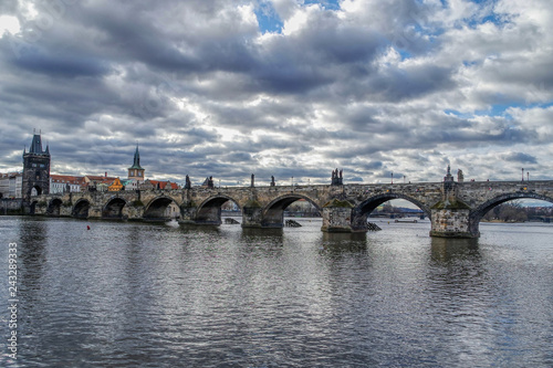 Obraz na płótnie View of Charles Bridge (Karluv Most) in Prague (Praha), Czech Republic w salonie