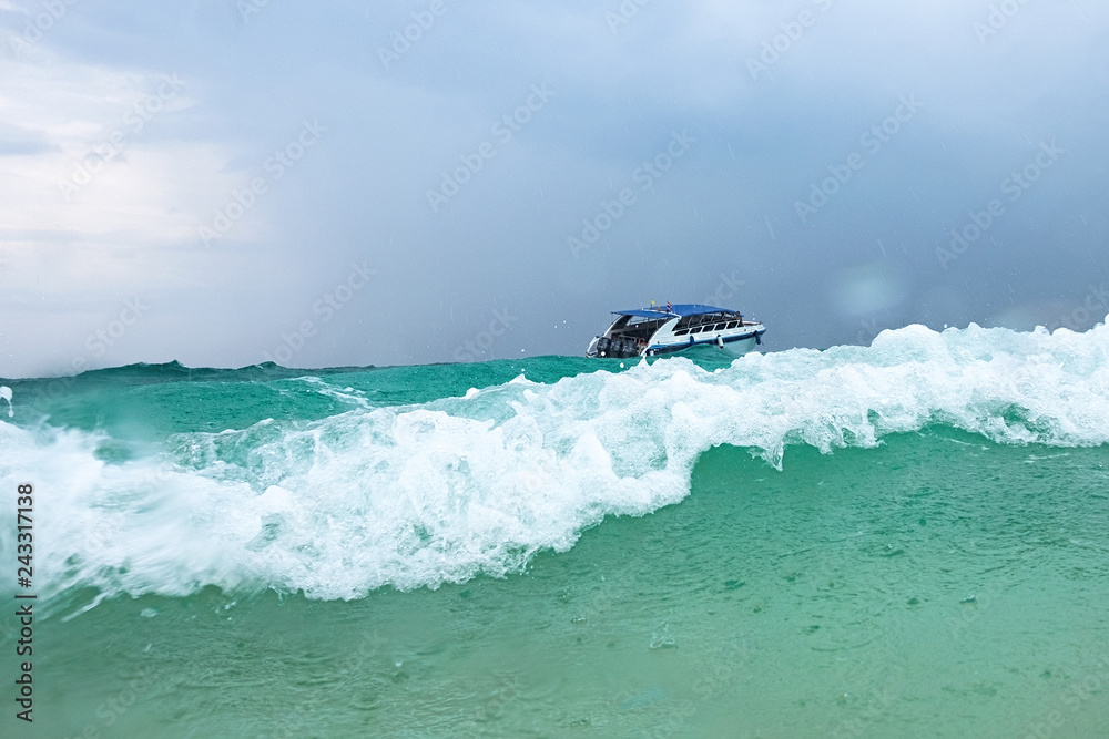 hight wave in the sea