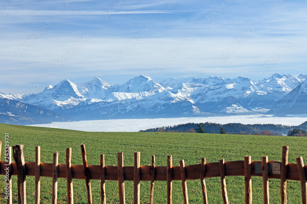 Fototapeta premium Aussicht von Längenberg, Berner Alpen, Schweiz