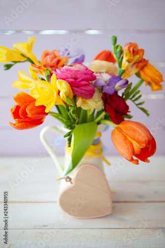 Froehliche bunte Blumen photo