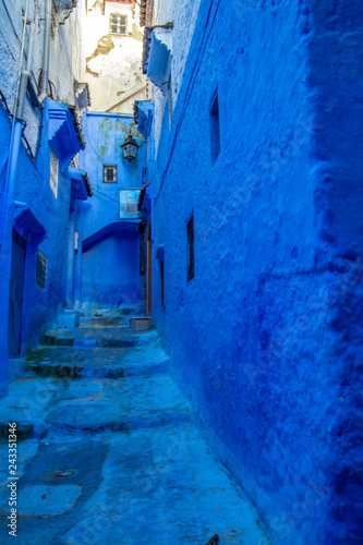 Street views in Chefchaouen, Marocco © justinessy