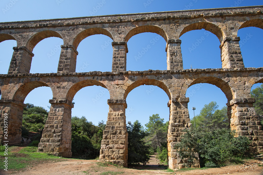 Roman aqueduct 'El ponte del Diablo' (The Bridge of the Devil) near Tarragona, Catalonia, Spain
