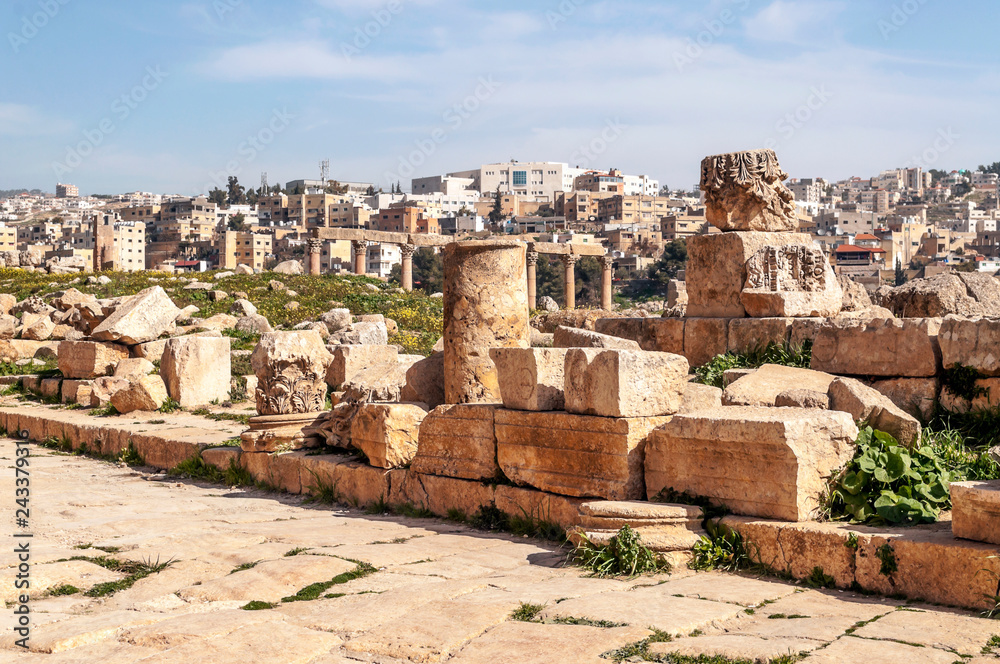 Roman archeological remains in Jerash in Jordan on a sunny day.